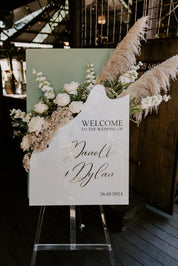Flower box welcome sign