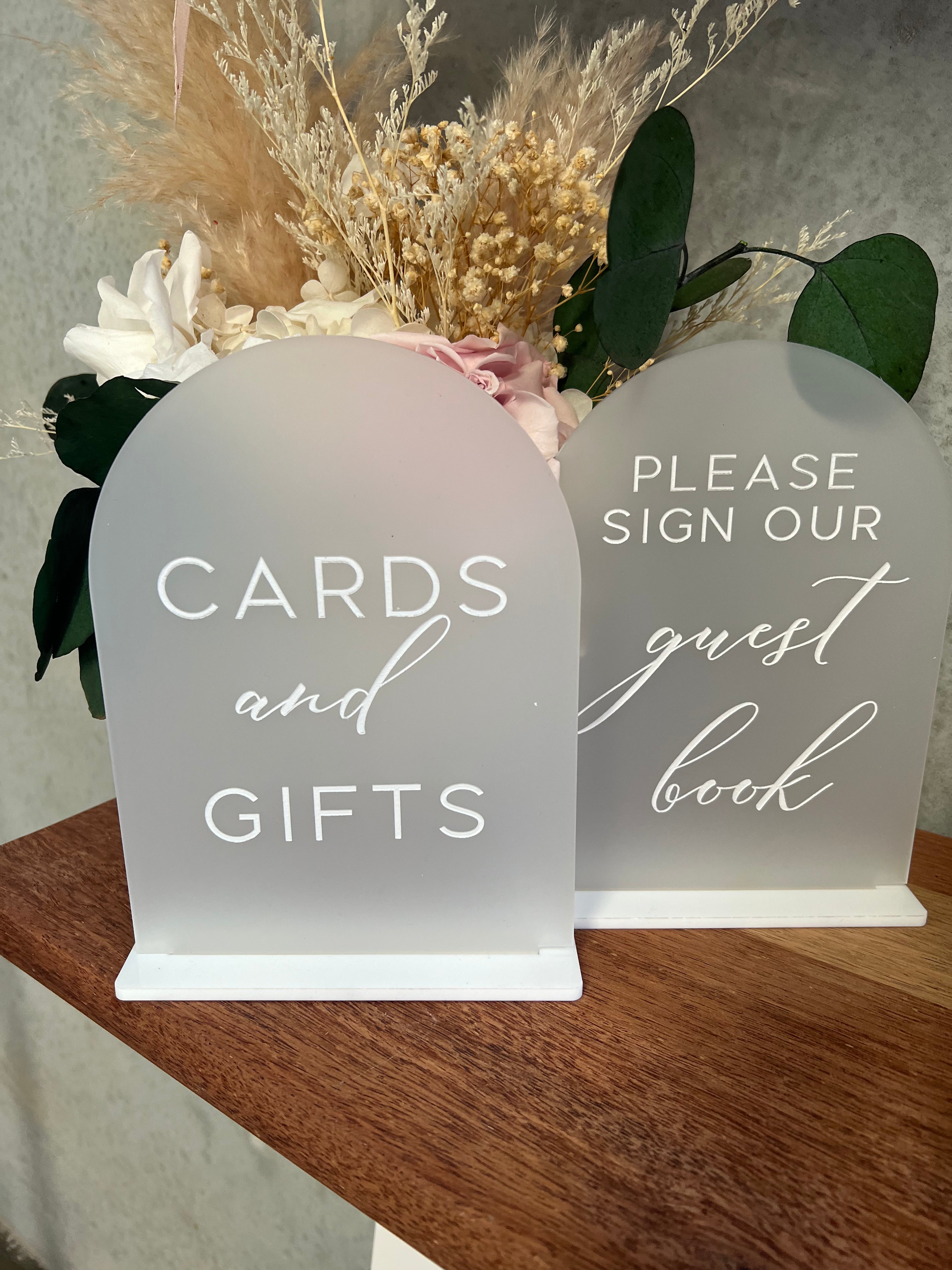 Customised table signs 2D